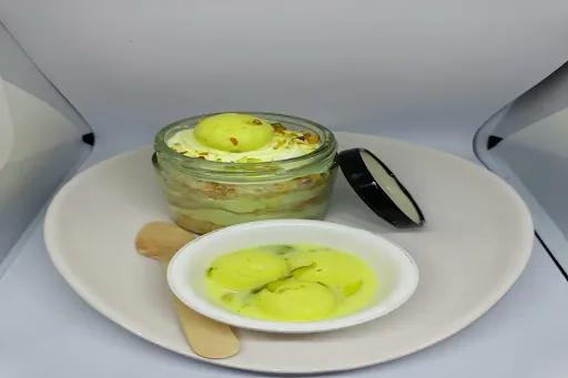 Rasmalai Jar Cake