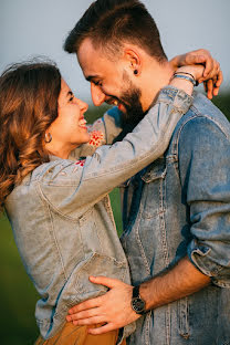 Fotografo di matrimoni Valeriy Momot (momotv). Foto del 30 novembre 2017