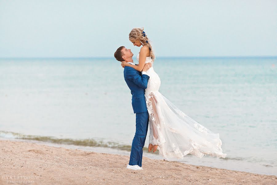 Photographe de mariage Ilya Latyshev (ilatyshew). Photo du 8 octobre 2014