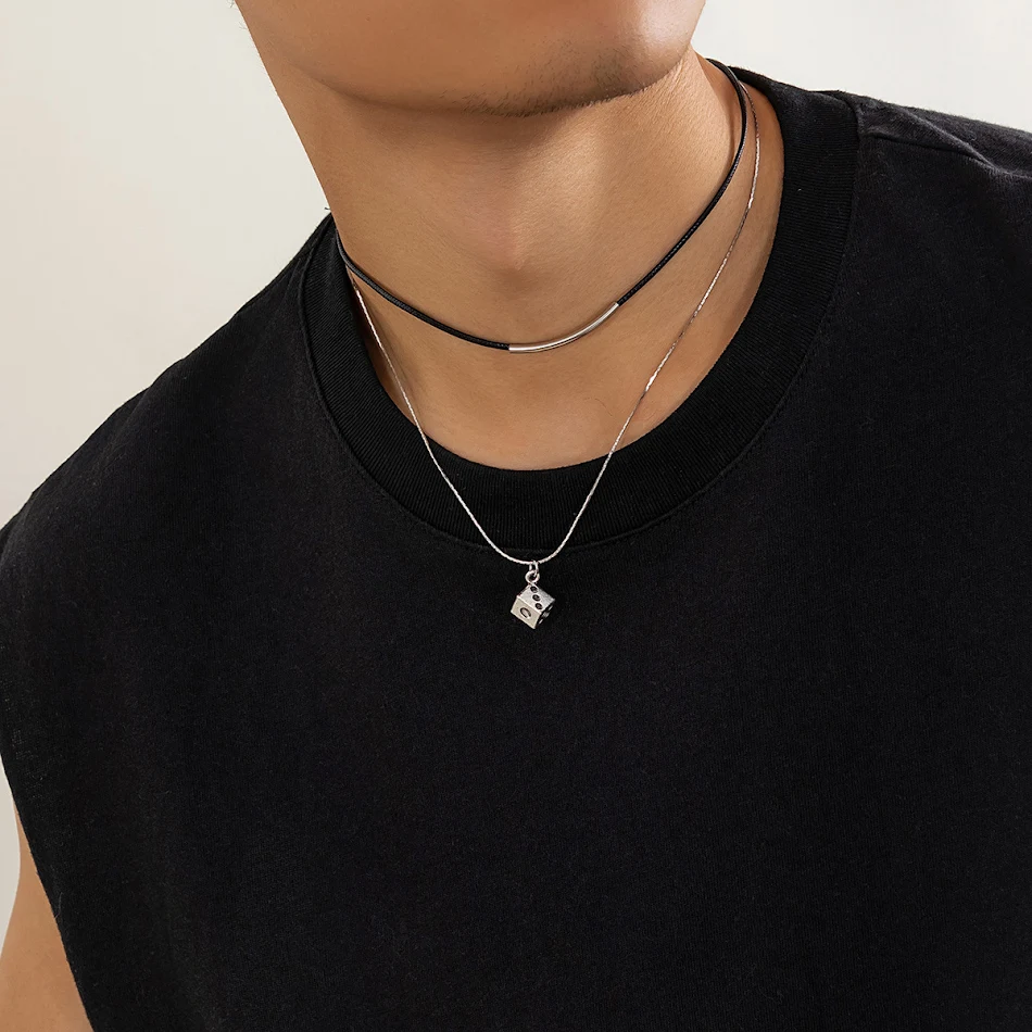 Europese Hip Hop Leder Wax Line ketting voor heren, een stijlvol en duurzaam accessoire voor een moderne, mannelijke uitstraling.