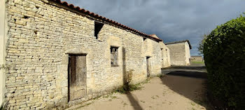 maison à Saint-Fraigne (16)