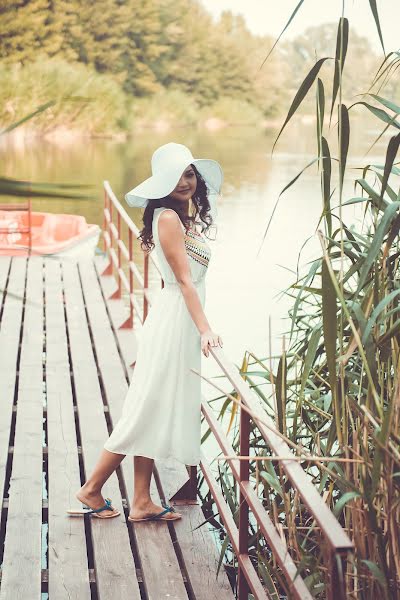 Fotografo di matrimoni Amanzhan Anapin (anapinphoto). Foto del 4 ottobre 2016