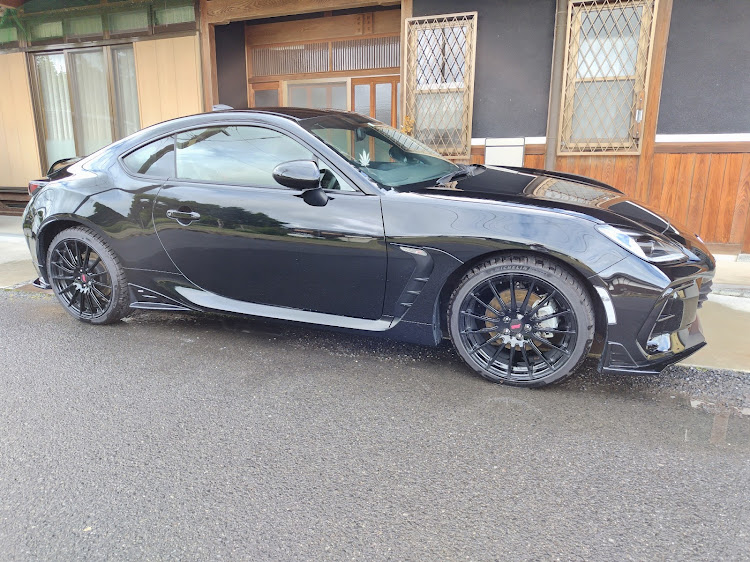 BRZのみんなのセンターキャップが見たいに関するカスタム事例の投稿画像2枚目