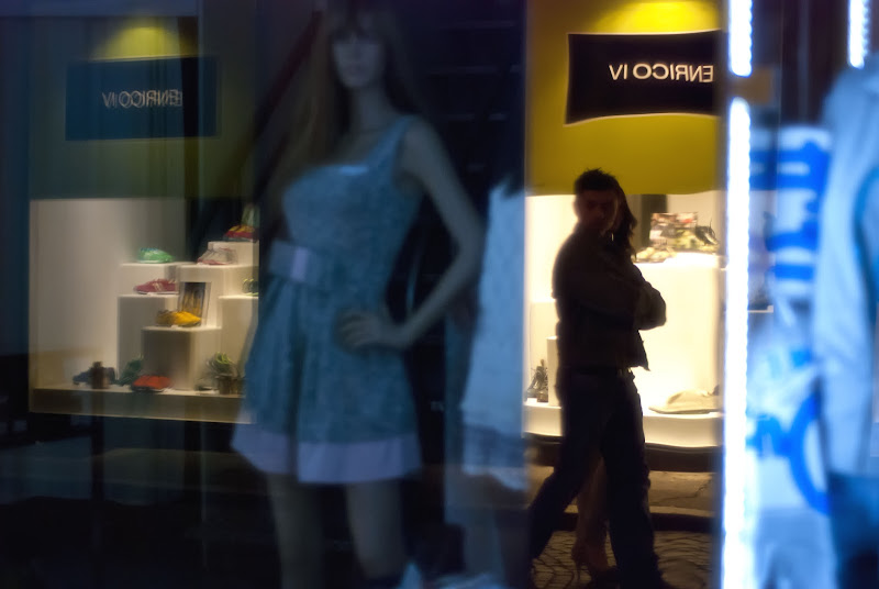 Shopping Notturno di GazzolaFrancesco