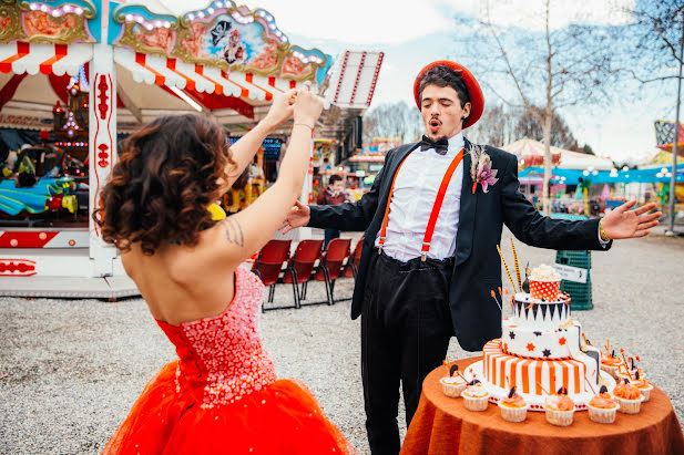 Fotógrafo de casamento Daryna Huz (darynahuz). Foto de 16 de fevereiro 2019