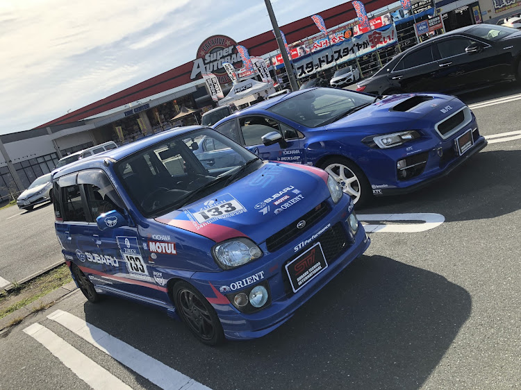 和&隼輔パパさんが投稿した久々のオフ会・やまちゃんさんステッカーありがとうございます・浜松エアーポート・スーパーオートバックスに関するカスタム事例の投稿画像2枚目