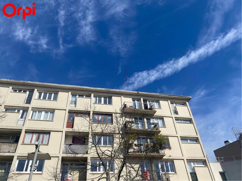 Vente appartement 2 pièces 57 m² à Chatenay-malabry (92290), 190 000 €