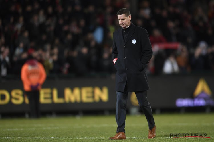 De Boeck sakkert na zure nederlaag in strijd om play-off 1: "De ref, het veld, er was maar 1 ploeg op het veld, ..."