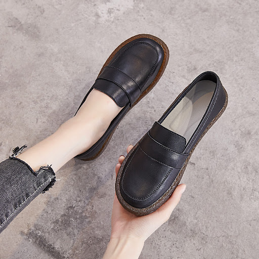 Title 9, British All-match Leather Soft Sole White Shoes...