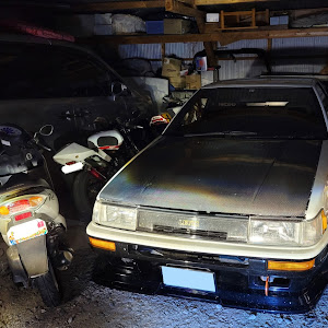 カローラレビン AE86