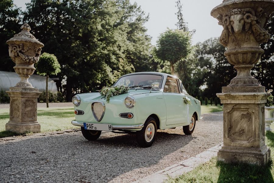 Fotografo di matrimoni Robert Larsen (robertlarsen). Foto del 6 marzo 2019