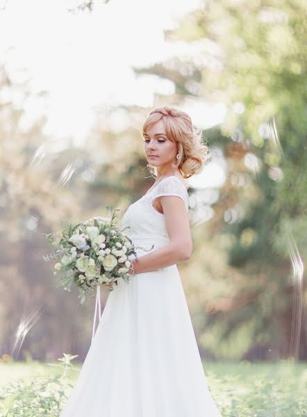 Fotógrafo de casamento Viktoriya Morozova (vicamorozova). Foto de 17 de janeiro 2017