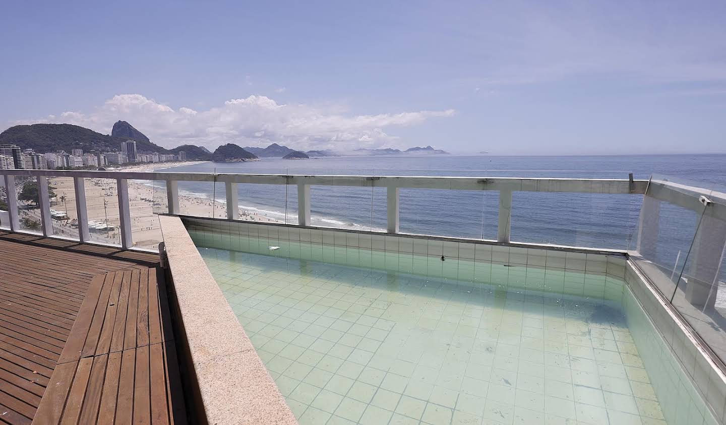 Apartment with pool Rio de Janeiro