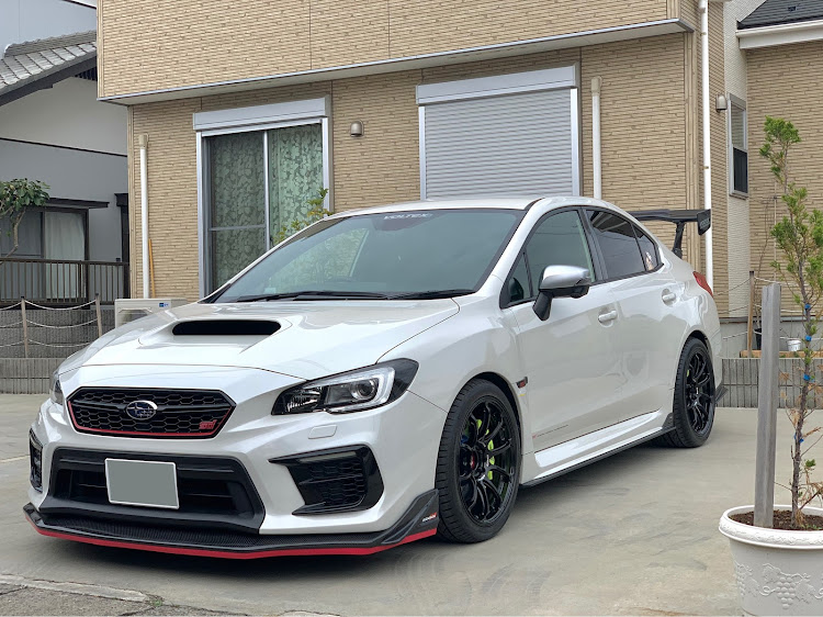 WRX STIのWRX STI VAB・WRX S4・WRX・STI・ADVAN Racingに関するカスタム事例の投稿画像1枚目