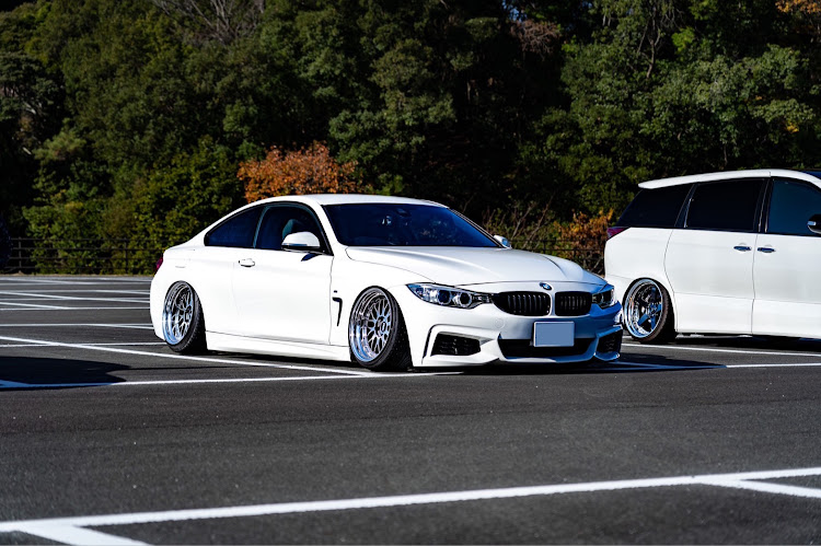 XEのlowsection・Low Section・SONY・a7iii・アラゴスタ車高調に関するカスタム事例の投稿画像7枚目