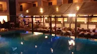 Cascade Poolside Restaurant - Le Royale photo 8