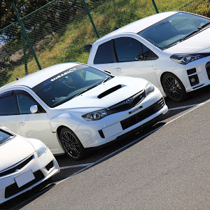 インプレッサ WRX STI GRB