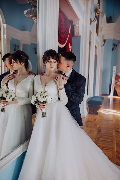 結婚式の写真家Anna Starodubceva (aiast)。4月6日の写真