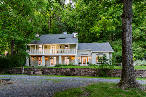 Farmhouse 1