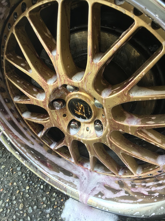 クラウンアスリートの洗車に関するカスタム事例の投稿画像1枚目