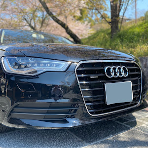 A6 セダン