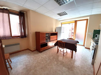 appartement à Villecomtal (12)