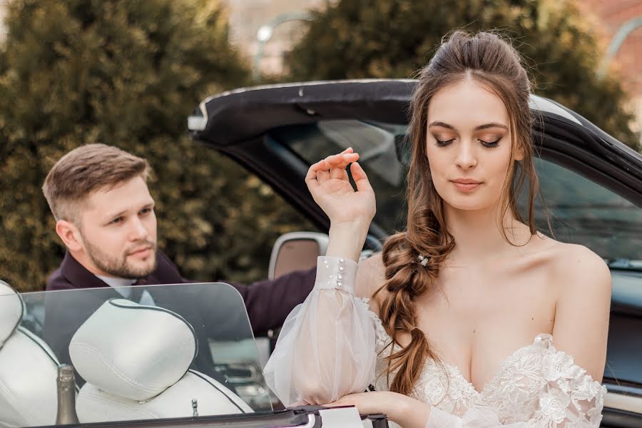 Fotógrafo de casamento Tatyana Kulaga (kulagatany). Foto de 24 de maio 2019