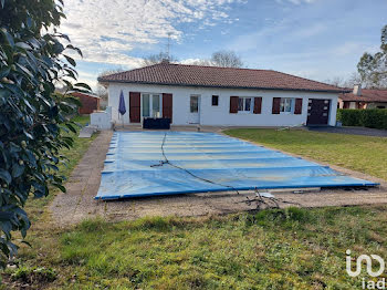 maison à Saint-Jean-d'Illac (33)