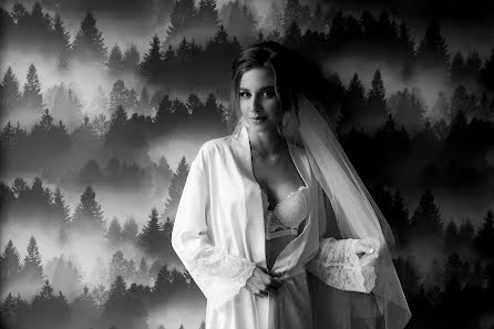 Wedding photographer Toni Shmir (tonishmir). Photo of 20 February 2022
