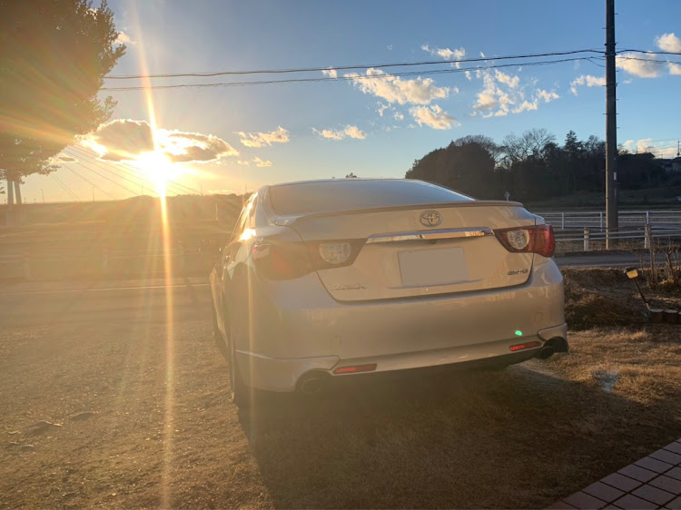 マークXの夕日と愛車・エムズガレージに関するカスタム事例の投稿画像1枚目