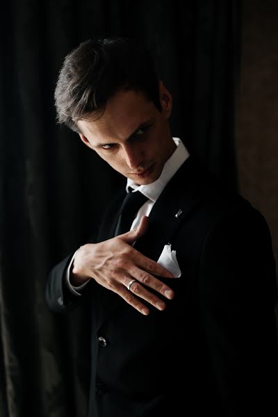 Wedding photographer Maksim Antonov (maksimantonov). Photo of 15 October 2021