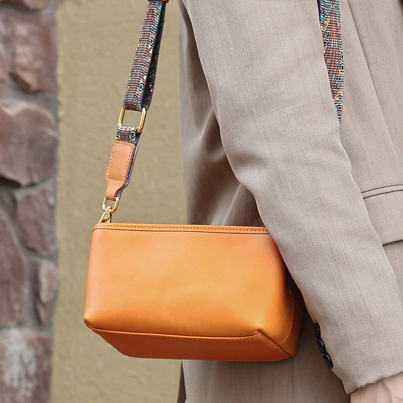 Title 5, Fashion Retro Shoulder Messenger Bag for Women ...