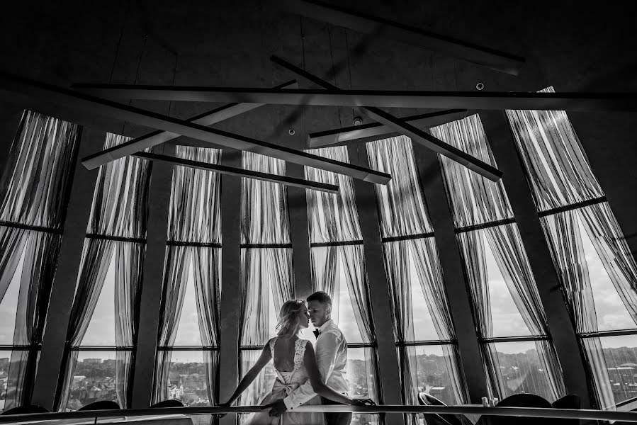 Photographe de mariage Bogdan Mikhalevich (mbphoto). Photo du 19 mars 2017