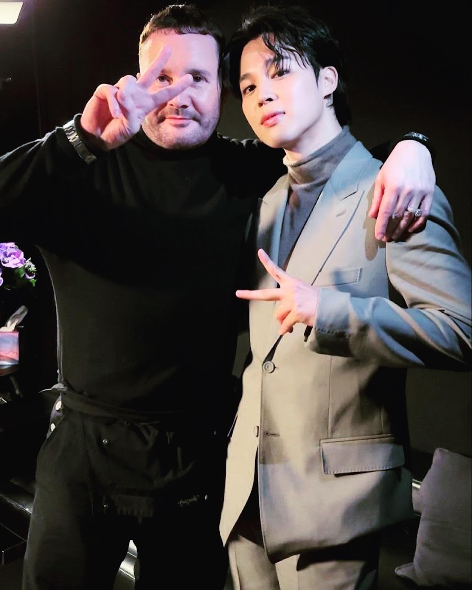 Everyone was so whipped”: BTS' Jimin and j-hope pull in massive crowd by  surprise attending DIOR's Paris Fashion show together