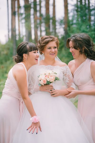 Wedding photographer Rimma Fattakhova (paprika). Photo of 31 October 2017