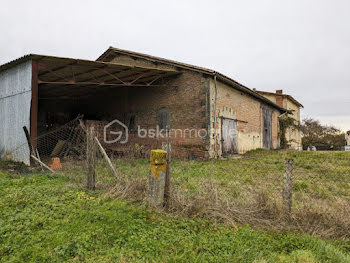 ferme à Eygurande-et-Gardedeuil (24)