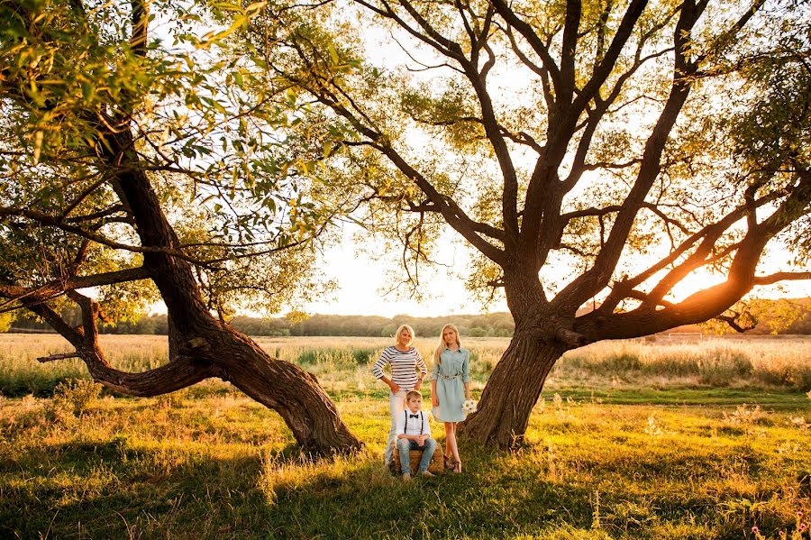 Fotografer pernikahan Andrey Beshencev (beshentsev). Foto tanggal 19 Desember 2014