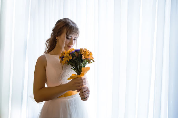 Fotografo di matrimoni Ira Koreneva (irenekareneva). Foto del 12 ottobre 2016