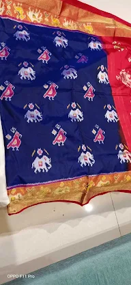 Dattatray Vishwanath Hurne Saree Collections photo 1