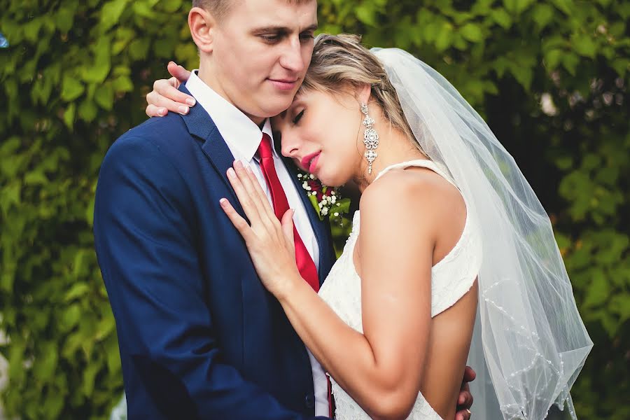 Fotógrafo de casamento Nastasya Yudina (ydina). Foto de 17 de novembro 2016