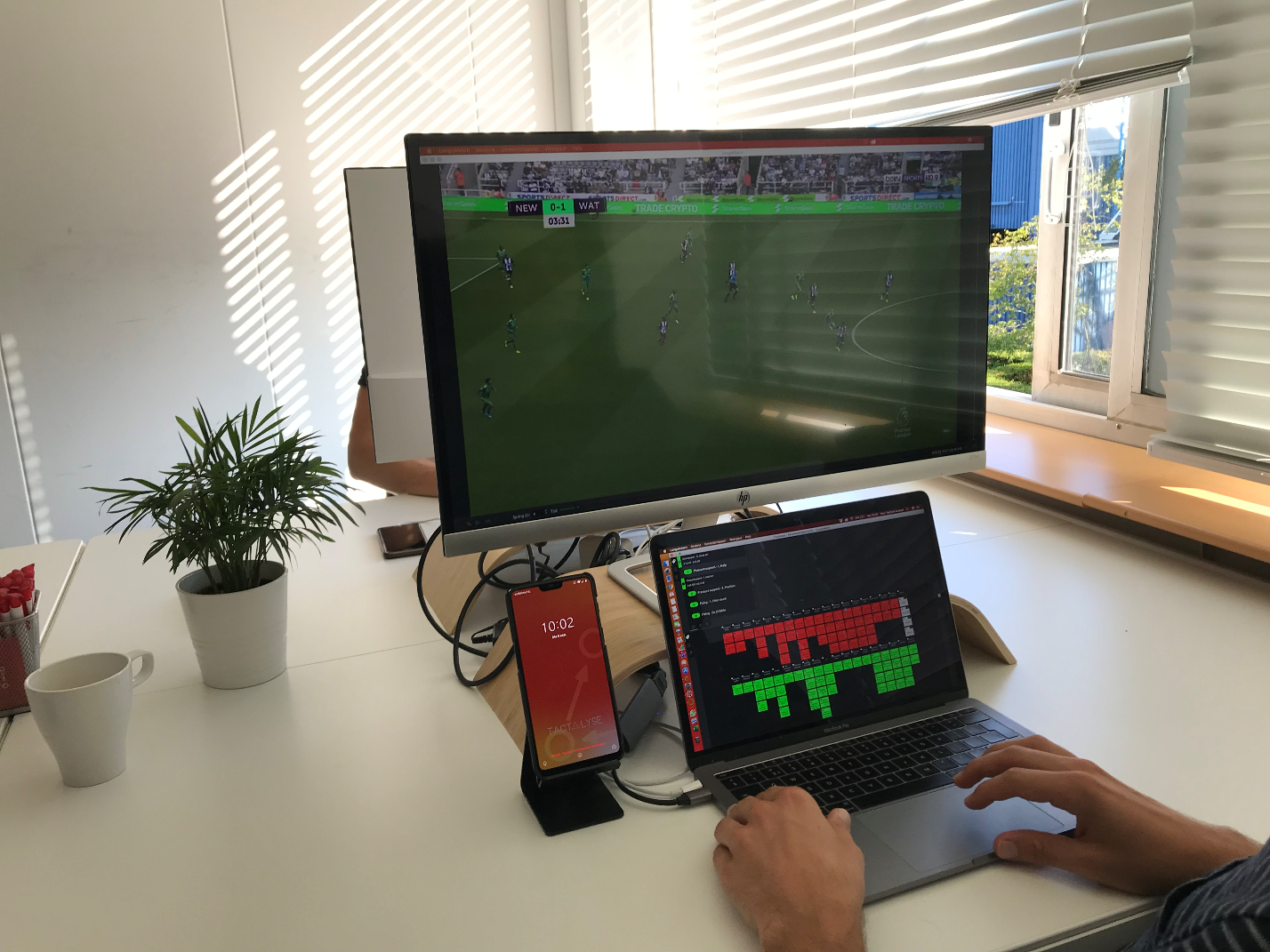 Start-up of the day: Tactalyse offers international football pros  individual tactical coaching - IO