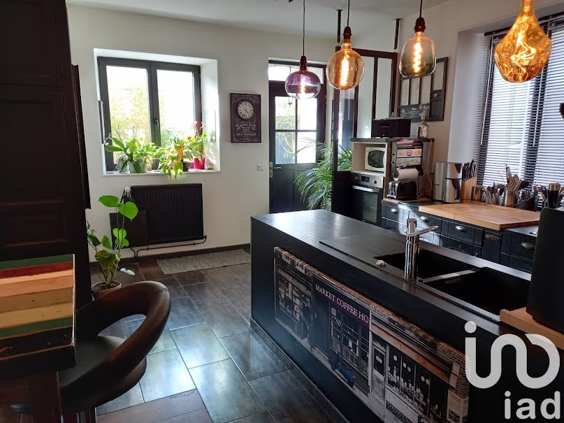 Vente maison 6 pièces 200 m² à Beaufay (72110), 263 000 €