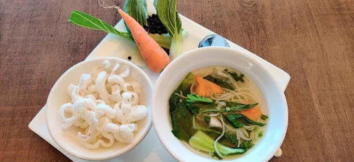 Oriental Clear Noodle Soup