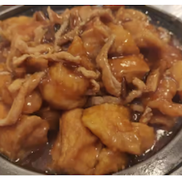 Mixed Seafood with Tofu 海鮮豆腐煲