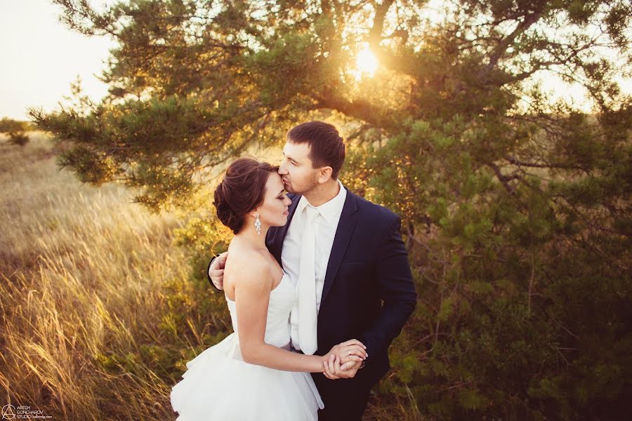 Fotógrafo de bodas Artem Goncharov (odinmig). Foto del 7 de septiembre 2015