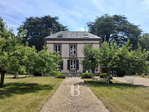 Luxury house for sale in Verneuil d'Avre et d'Iton (27130) with garden
