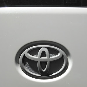 ハイエースバン TRH200V