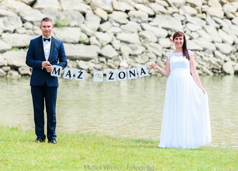 Fotógrafo de casamento Michał Wrona (michalwrona). Foto de 25 de fevereiro 2020