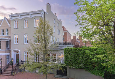 Maison avec jardin et terrasse 1