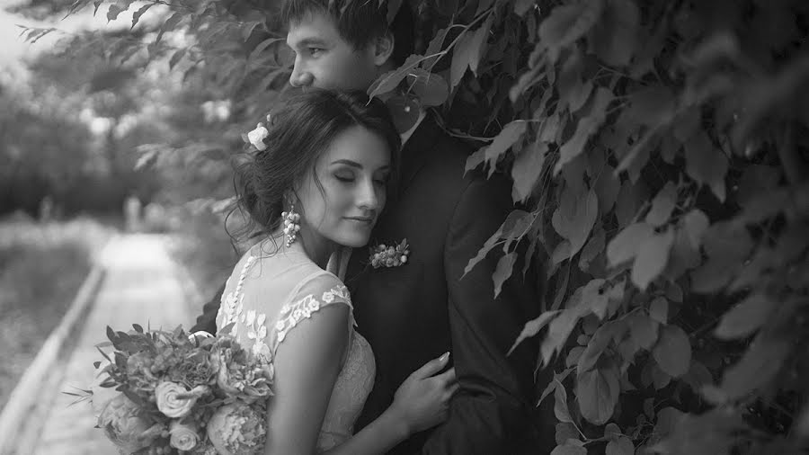 Wedding photographer Dmitriy Tikhomirov (dim-ekb). Photo of 28 July 2018